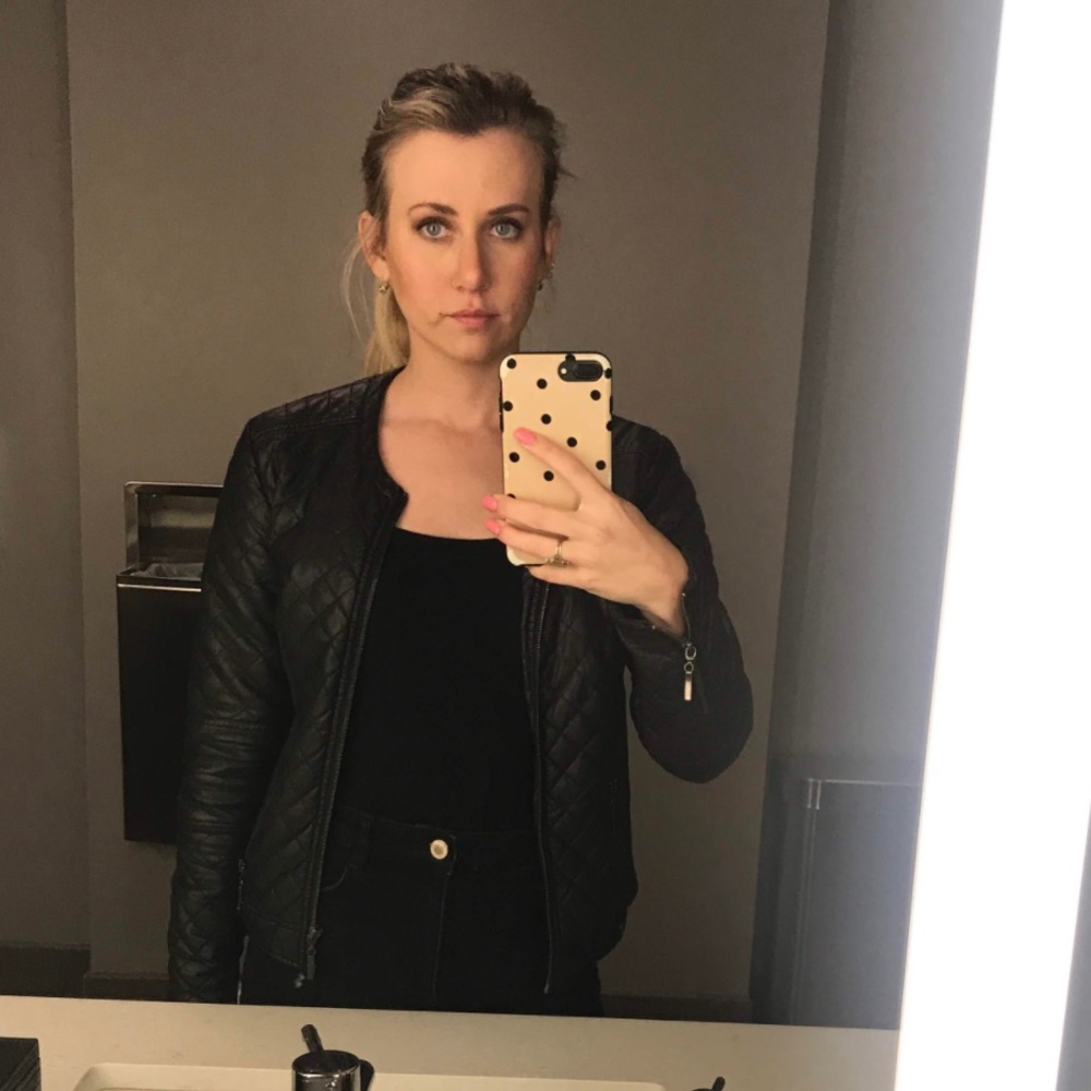 Meet your Posher, Caitlin